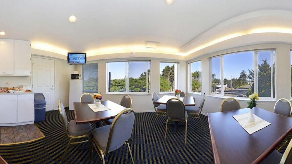 Travelodge By Wyndham Depoe Bay Eksteriør bilde