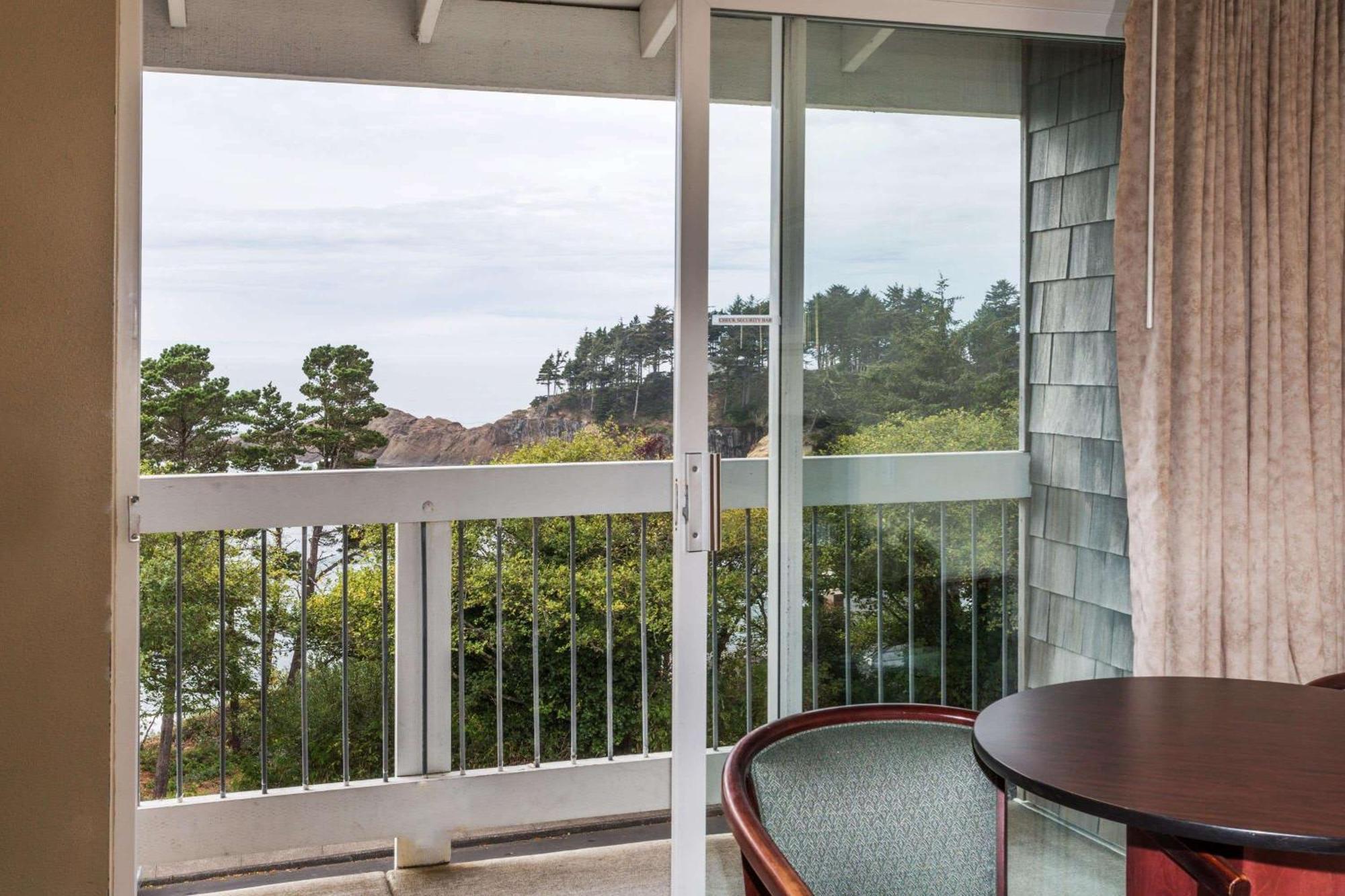 Travelodge By Wyndham Depoe Bay Eksteriør bilde