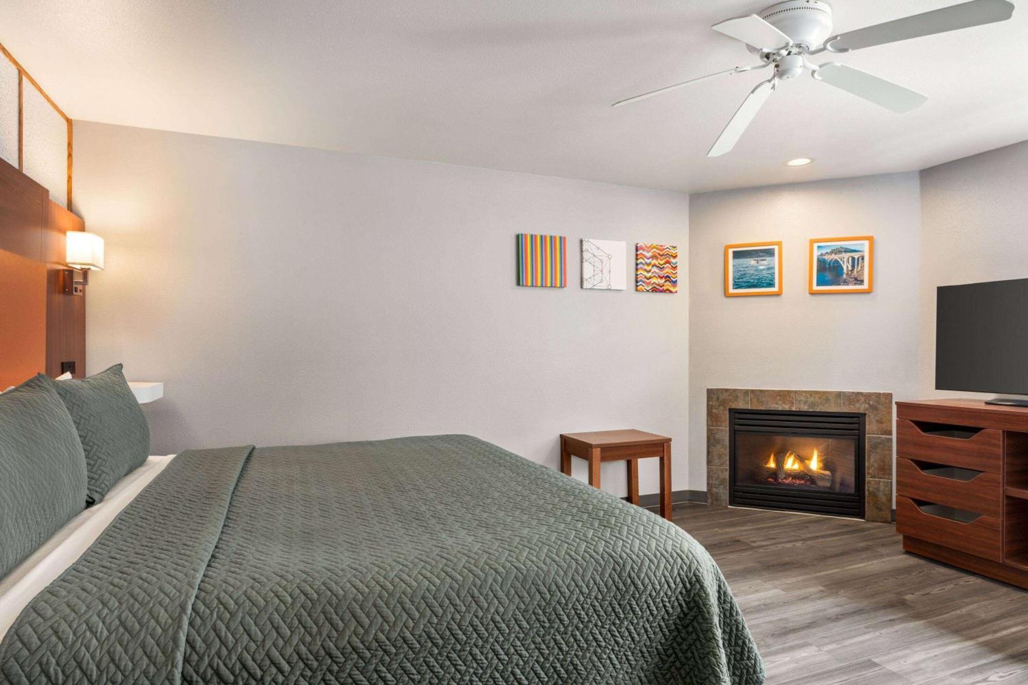 Travelodge By Wyndham Depoe Bay Eksteriør bilde