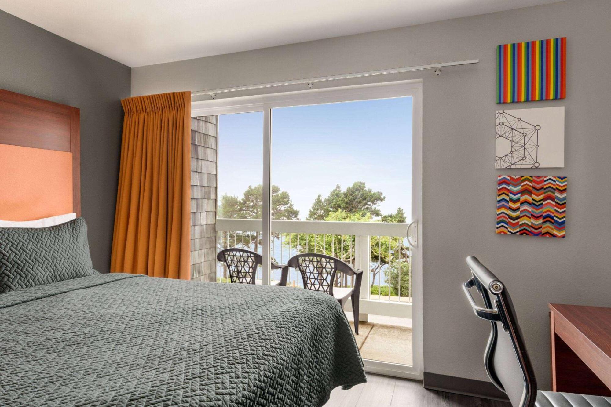 Travelodge By Wyndham Depoe Bay Eksteriør bilde